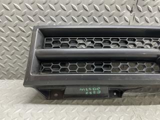 Решетка радиатора SUZUKI JIMNY JB23W K6A-T 72111-76J0 2 ракурс