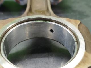 Коленвал NISSAN SERENA C25 MR20DE 4 ракурс Коленвал NISSAN SERENA C25 MR20DE 4 ракурс