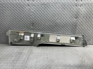 Накладка на крыло правая задняя MITSUBISHI DELICA D:5 CV5W 4B12 5 ракурс