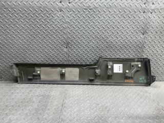 Накладка на крыло правая задняя MITSUBISHI DELICA D:5 CV5W 4B12 4 ракурс