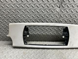 Накладка на торпеду BMW Z4 E85 N52B30AF 7043969 2 ракурс Накладка на торпеду BMW Z4 E85 N52B30AF 7043969 2 ракурс