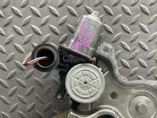 Стеклоподъемник левый задний TOYOTA MARK II GX110 85710-22410 3 ракурс
