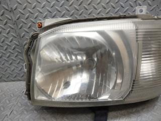 Фара левая передняя TOYOTA HIACE TRH200 26-117 2 ракурс