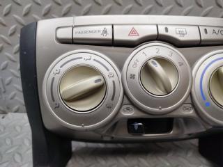 Климат-контроль TOYOTA PASSO KGC10 1KR-FE 2 ракурс