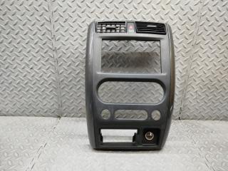 Консоль магнитофона SUZUKI JIMNY JB23W K6A-T 73821-76J0 1 ракурс Консоль магнитофона SUZUKI JIMNY JB23W K6A-T 73821-76J0 1 ракурс