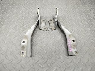 Петля капота DAIHATSU BOON M300S 1KR-FE 1 ракурс Петля капота DAIHATSU BOON M300S 1KR-FE 1 ракурс