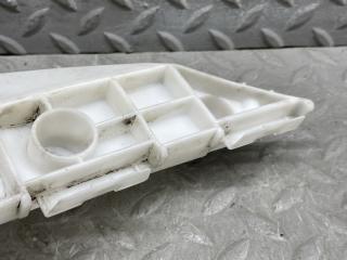 Крепеж бампера правый передний TOYOTA NOAH ZRR70 3ZR-FE 52115-28130 5 ракурс