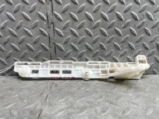 Крепление левое переднее TOYOTA PASSO KGC10 1KR-FE 75546-52010 4 ракурс Крепление левое переднее TOYOTA PASSO KGC10 1KR-FE 75546-52010 4 ракурс