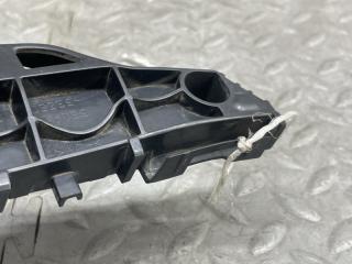 Крепеж бампера правый передний TOYOTA SIENTA NSP170 2NR-FKE 52143-52220 3 ракурс