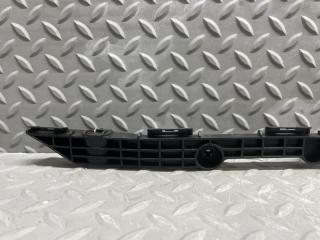 Крепеж бампера левый задний TOYOTA SAI AZK10 52576-75010 2 ракурс Крепеж бампера левый задний TOYOTA SAI AZK10 52576-75010 2 ракурс