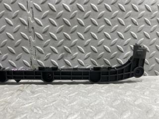 Крепеж бампера левый задний TOYOTA SAI AZK10 52576-75010 3 ракурс Крепеж бампера левый задний TOYOTA SAI AZK10 52576-75010 3 ракурс