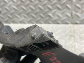 Крепеж бампера правый задний TOYOTA PASSO KGC10 1KR-FE 52155-B1010 5 ракурс