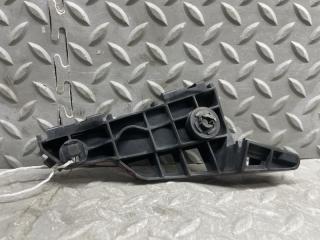 Крепеж бампера левый передний TOYOTA SIENTA NSP170 2NR-FKE 52144-52230 2 ракурс