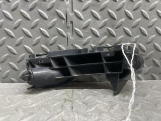 Крепеж бампера правый задний TOYOTA SIENTA NSP170 2NR-FKE 52155-52130 2 ракурс Крепеж бампера правый задний TOYOTA SIENTA NSP170 2NR-FKE 52155-52130 2 ракурс
