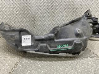 Подкрылок правый передний TOYOTA ISIS ZGM15 53875-44100 3 ракурс