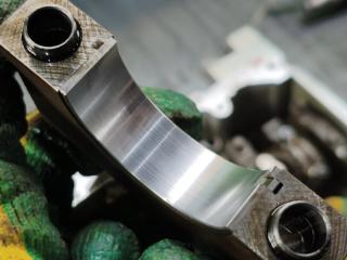 Блок двигателя MITSUBISHI I HA1W 3B20T AB6985 3 ракурс