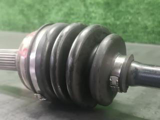 Привод правый передний TOYOTA PASSO KGC30 1KR-FE 4 ракурс Привод правый передний TOYOTA PASSO KGC30 1KR-FE 4 ракурс