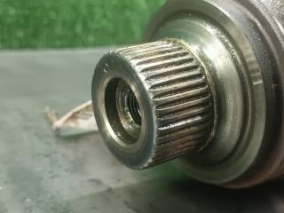 Привод правый передний AUDI Q5 8R CDN 8R0407271B 3 ракурс Привод правый передний AUDI Q5 8R CDN 8R0407271B 3 ракурс
