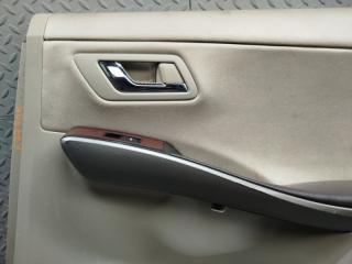 Обшивка дверей правая задняя TOYOTA SAI AZK10 2AZ-FXE 67703-X1U00 2 ракурс