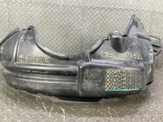 Подкрылок правый передний TOYOTA VITZ KSP130 53805-52070 3 ракурс Подкрылок правый передний TOYOTA VITZ KSP130 53805-52070 3 ракурс