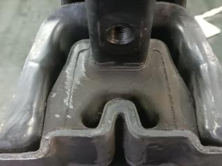 Подушка двигателя левая передняя TOYOTA PASSO KGC10 1KR-FE 2 ракурс
