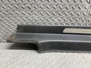 Накладка на порог AUDI TT 8J3 BWA 8J0853492 3 ракурс Накладка на порог AUDI TT 8J3 BWA 8J0853492 3 ракурс