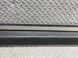 Накладка на порог AUDI TT 8J3 BWA 8J0853492 4 ракурс Накладка на порог AUDI TT 8J3 BWA 8J0853492 4 ракурс