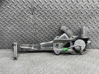 Стеклоподъемник левый задний SUBARU FORESTER SG5 EJ202DXUAE 2 ракурс