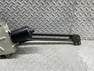 Доводчик двери пятой INFINITI QX56 JA60 VK56DE 825801 7S400 3 ракурс Доводчик двери пятой INFINITI QX56 JA60 VK56DE 825801 7S400 3 ракурс