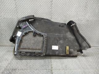 Обшивка багажника правая задняя AUDI A3 8V 8V5863888 4 ракурс Обшивка багажника правая задняя AUDI A3 8V 8V5863888 4 ракурс