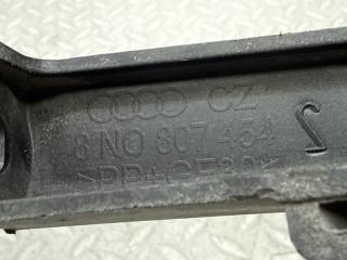 Крепеж бампера правый задний AUDI TT 8N AUQ 8N0807454 4 ракурс