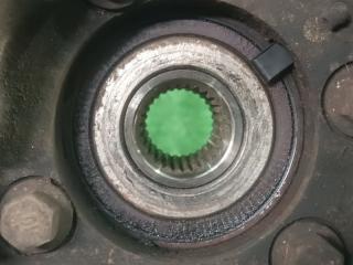 Ступица правая передняя SUBARU LEGACY BP5 EJ203HPBHE 5 ракурс