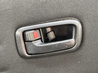 Обшивка дверей левая задняя TOYOTA ALTEZZA GXE10 1G-FE BEAMS 67604-53010 4 ракурс