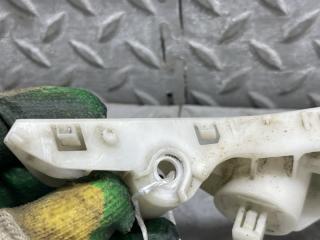 Крепеж бампера правый передний NISSAN FUGA HY51 622221MA0A 4 ракурс