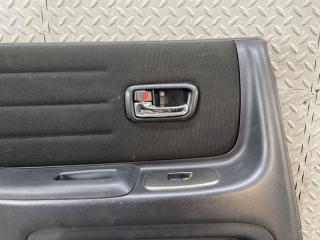 Обшивка дверей левая задняя TOYOTA ALTEZZA SXE10 3S-GE BEAMS 67604-53010 3 ракурс