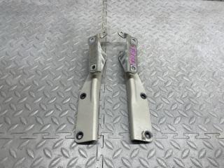 Петля капота SUBARU FORESTER SG5 EJ202DXTAE 1 ракурс