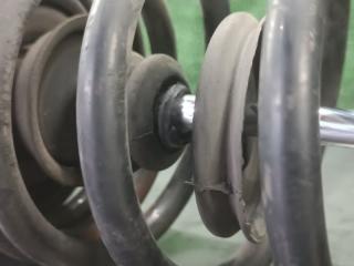 Стойка правая задняя NISSAN CIMA FHY33 VQ30DET 562106P901 4 ракурс Стойка правая задняя NISSAN CIMA FHY33 VQ30DET 562106P901 4 ракурс