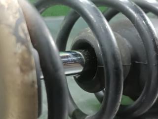 Стойка левая передняя SUBARU R2 RC1 EN07 3 ракурс