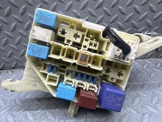 Блок реле TOYOTA BB NCP31 1NZ-FE 2 ракурс