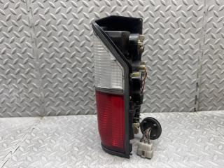 Стоп-сигнал правый задний NISSAN VANETTE SS28VN R2 220-61871 4 ракурс