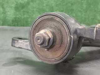 Рычаг правый передний TOYOTA CELSIOR UCF30 3UZ-FE 3 ракурс