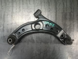 Рычаг правый передний TOYOTA PASSO KGC30 1KR-FE 2 ракурс