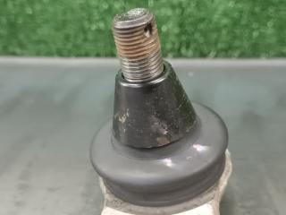 Рычаг правый задний NISSAN FUGA HY51 VQ35HR 3 ракурс Рычаг правый задний NISSAN FUGA HY51 VQ35HR 3 ракурс