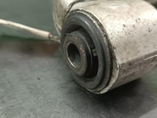 Рычаг правый задний NISSAN FUGA HY51 VQ35HR 5 ракурс Рычаг правый задний NISSAN FUGA HY51 VQ35HR 5 ракурс
