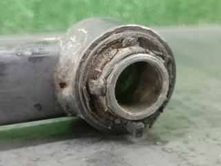 Тяга продольная левая задняя MAZDA PREMACY CP8W FP 3 ракурс