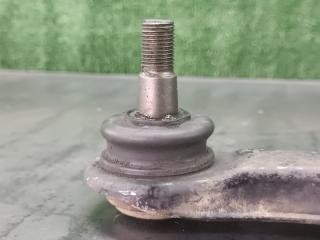 Рычаг правый задний MITSUBISHI PROUDIA S32A 6G74 GDI 2 ракурс