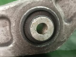Рычаг правый передний AUDI Q5 8R CDN 8K0407156B 3 ракурс Рычаг правый передний AUDI Q5 8R CDN 8K0407156B 3 ракурс
