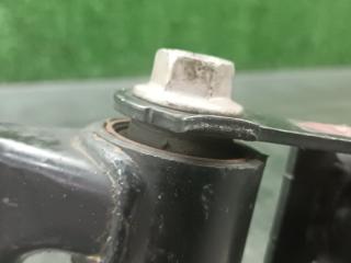 Подушка двигателя задняя TOYOTA SPADE NSP141 2NR-FKE 2 ракурс