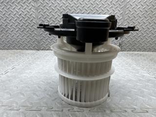 Мотор печки TOYOTA YARIS MXPA10 M15A-FKS 2 ракурс