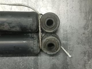 Амортизатор передний SUZUKI JIMNY JB23W K6A 41600-81A02 3 ракурс